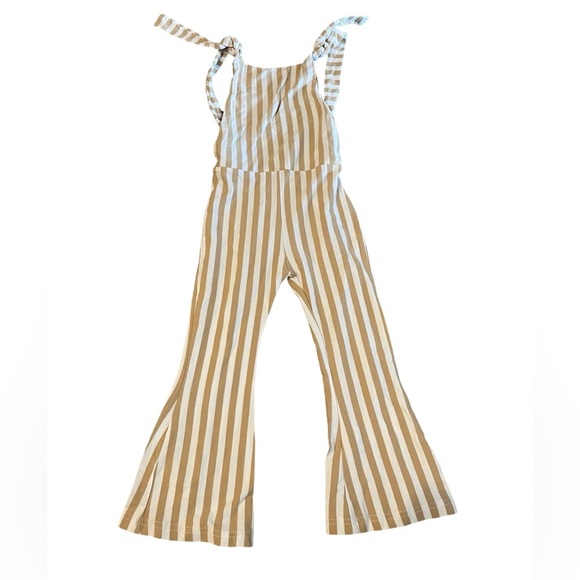 Striped Tan and White Jumpsuit 5T - Picture 1 of 6
